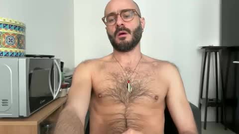 Snapshot of fla85 chatting on February 24, 10:46 am Fla is short for Flavio online show from February 24, 10:46 am