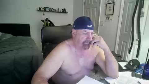 Snapshot of flaguy3233 chatting on October 7, 8:39 pm Florida guy online show from October 7, 8:39 pm