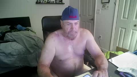 Snapshot of flaguy3233 chatting on August 6, 5:59 pm Florida guy online show from August 6, 5:59 pm