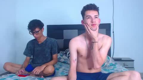 Snapshot of fleeting_love chatting on July 4, 8:15 pm Steven and Daniel online show from July 4, 8:15 pm