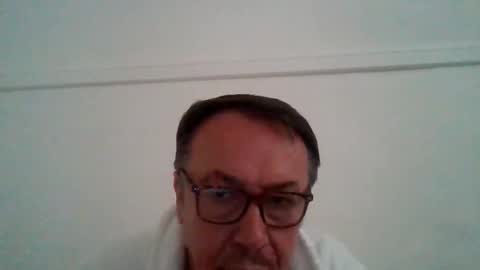 Snapshot of flenzo44 chatting on May 31, 12:12 pm flenzo44 online show from May 31, 12:12 pm