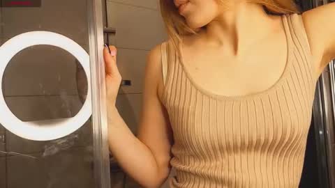 Amina online show from March 13, 10:33 am