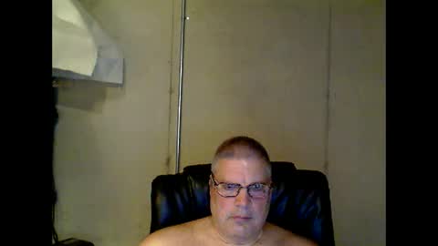 Snapshot of fletch32 chatting on September 28, 3:56 am jd online show from September 28, 3:56 am