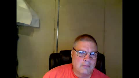 Snapshot of fletch32 chatting on October 2, 7:54 pm jd online show from October 2, 7:54 pm