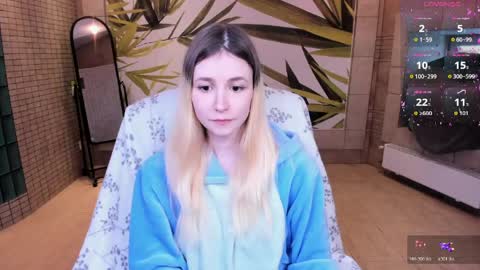 FlexiMona online show from May 17, 10:00 am