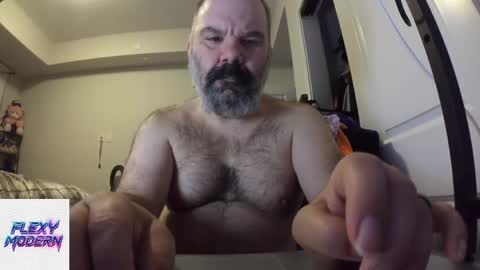 Snapshot of flexymodern chatting on April 24, 12:35 am Matt Masterson online show from April 24, 12:35 am
