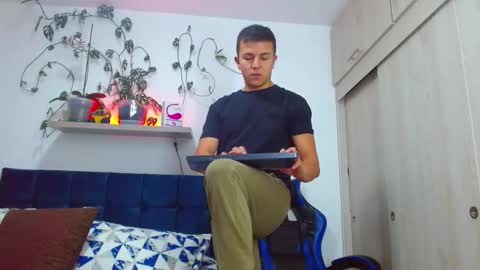 Nico online show from March 24, 5:51 pm