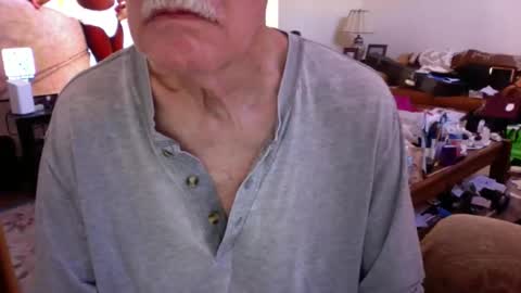 flip4u online show from April 2, 9:45 pm