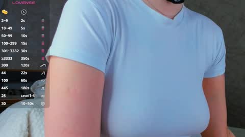 Emely  online show from April 17, 3:31 am