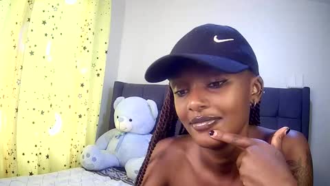 Snapshot of flirtyy_sheery chatting on September 24, 7:55 am sheery online show from September 24, 7:55 am