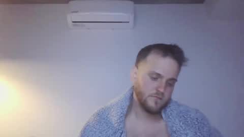 Snapshot of flopy1995 chatting on February 22, 8:50 am flopy1995 online show from February 22, 8:50 am