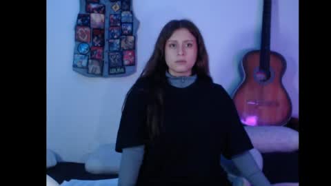 flor3citarockera online show from April 15, 2:02 pm