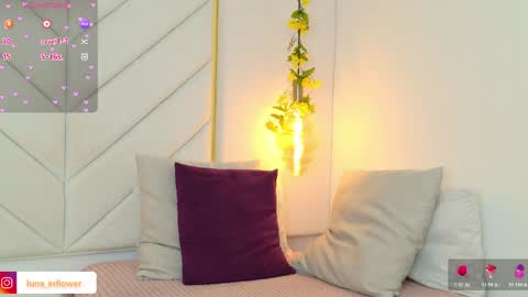 Snapshot of flor_deluna chatting on April 5, 1:08 pm Luna online show from April 5, 1:08 pm