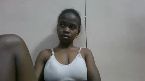 flora48230522373 online show from May 9, 3:17 pm