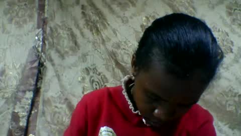 flora48230522373 online show from July 5, 4:25 pm