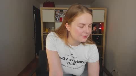Hayley  I WILL COME BACK ON MAY 27TH 6pm UTC online show from September 18, 6:26 am