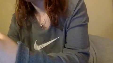 Snapshot of floraexploration chatting on December 9, 4:58 pm floraexploration online show from December 9, 4:58 pm