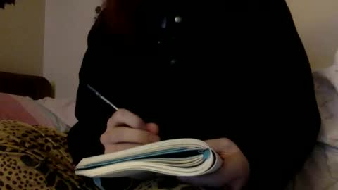 Snapshot of floraexploration chatting on February 3, 8:35 pm floraexploration online show from February 3, 8:35 pm