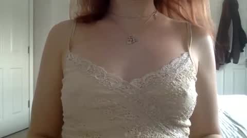 Snapshot of floraexploration chatting on February 26, 9:16 pm floraexploration online show from February 26, 9:16 pm