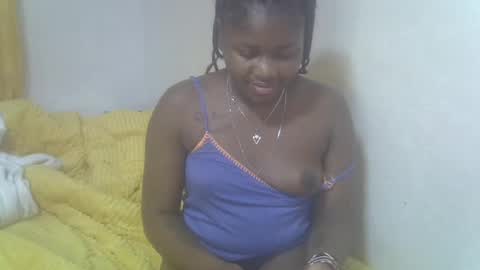 Snapshot of floral_q chatting on July 15, 7:24 am Floral online show from July 15, 7:24 am