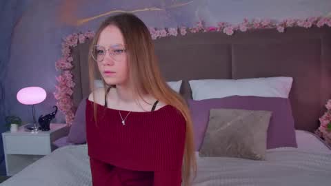 Snapshot of floralarsson chatting on May 21, 3:35 am hey there guys im Flora no not the one from WInx. But I love magical stuff and especially I love nature. I dont know I thin online show from May 21, 3:35 am