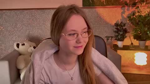 Snapshot of floralarsson chatting on May 22, 3:46 am hey there guys im Flora no not the one from WInx. But I love magical stuff and especially I love nature. I dont know I thin online show from May 22, 3:46 am