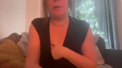 flossyishot online show from December 26, 2:22 am