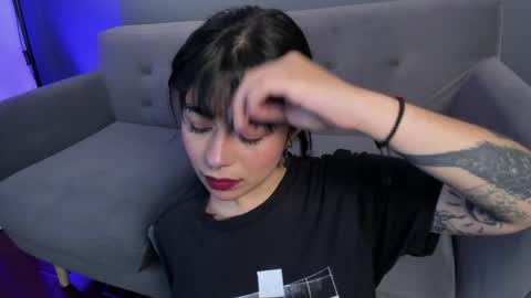 Its a pleasure to meet you. Im Flower. Help me reach 1k. Follow me. online show from March 31, 11:54 am