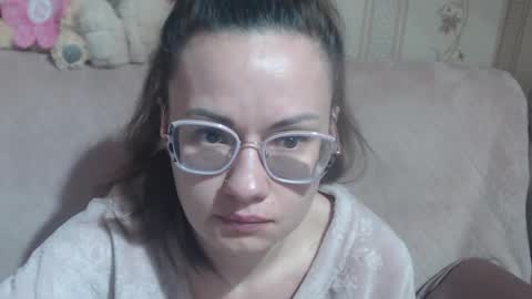 say meow and send tip  online show from March 28, 11:10 am