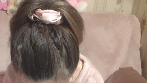 say meow and send tip  online show from April 8, 10:04 am