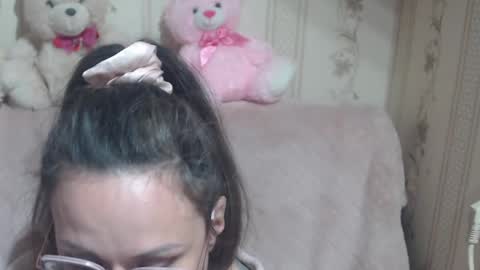 Snapshot of flowercandydoll chatting on April 17, 3:37 pm say meow and send tip online show from April 17, 3:37 pm