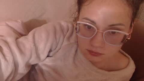 Snapshot of flowercandydoll chatting on May 2, 10:37 pm say meow and send tip online show from May 2, 10:37 pm
