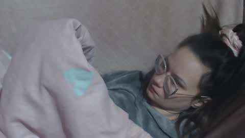 say meow and send tip  online show from March 13, 12:23 pm