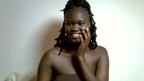 flowerdiva002 online show from November 6, 9:10 am