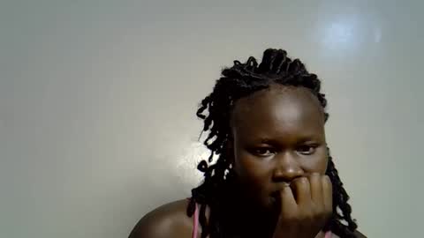 flowerdiva002 online show from November 19, 7:14 pm