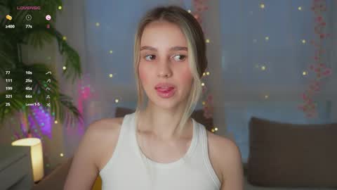 Adeline online show from January 11, 7:49 am