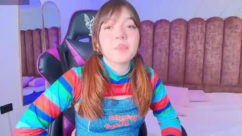  FLUFFY BUBBLE  online show from March 19, 4:27 am