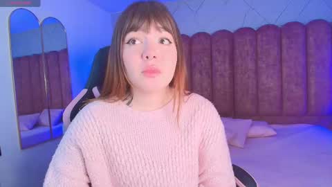  FLUFFY BUBBLE  online show from April 13, 4:18 am