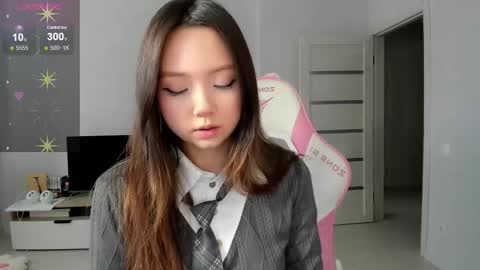 Snapshot of fluffy_rose chatting on March 15, 4:51 am Rose online show from March 15, 4:51 am