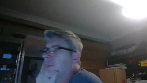 Snapshot of fluidconscience chatting on January 5, 1:03 am FluidConscience online show from January 5, 1:03 am