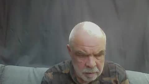 Snapshot of flutto chatting on May 30, 4:04 pm flutto online show from May 30, 4:04 pm