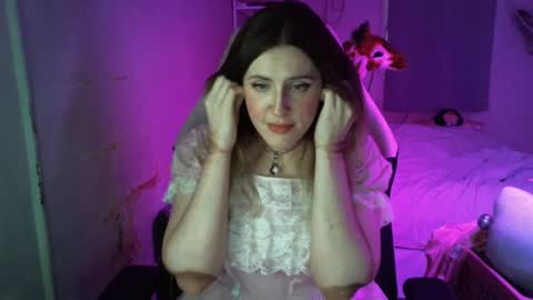 Snapshot of fluxsux chatting on September 15, 1:55 pm Flux online show from September 15, 1:55 pm