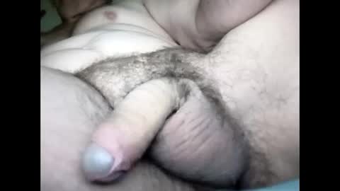 Snapshot of flye63 chatting on January 1, 9:28 am flye63 online show from January 1, 9:28 am