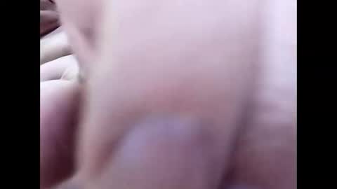 Snapshot of flye63 chatting on February 2, 7:04 pm flye63 online show from February 2, 7:04 pm