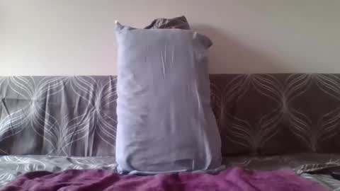 flylen online show from September 19, 9:22 am