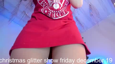 lia online show from December 19, 12:17 am