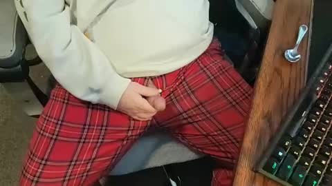 Snapshot of flynn949 chatting on January 14, 8:03 pm flynn949 online show from January 14, 8:03 pm