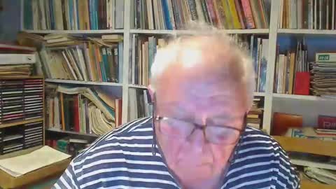 Snapshot of flyvbar chatting on April 23, 12:12 am flyvbar online show from April 23, 12:12 am