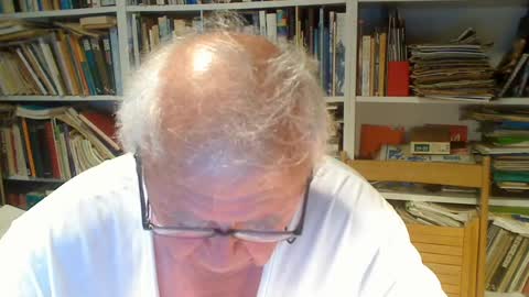 Snapshot of flyvbar chatting on June 27, 11:43 pm flyvbar online show from June 27, 11:43 pm