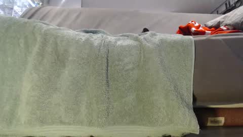 Snapshot of fordprefect13 chatting on February 17, 12:43 am fordprefect13 online show from February 17, 12:43 am